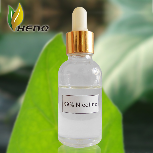 Liquido oleosa gialla luce con nicotina